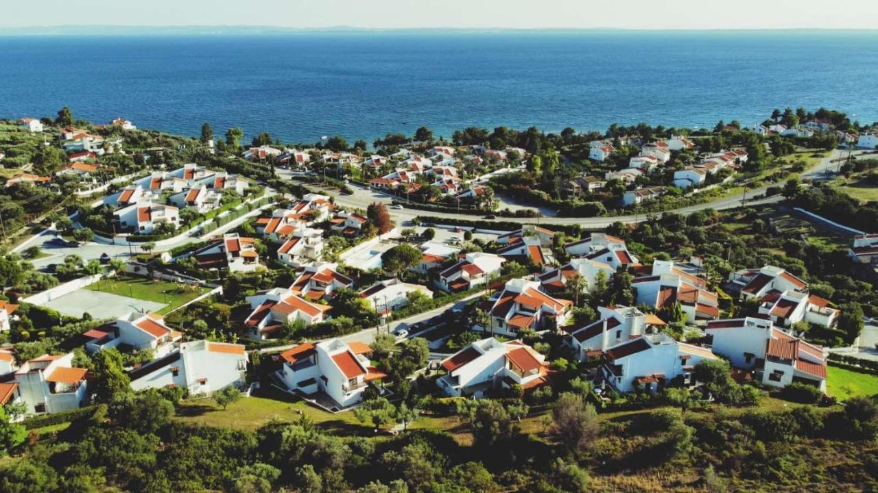 Trikorfo Bungalows Gerakini Exteriör bild